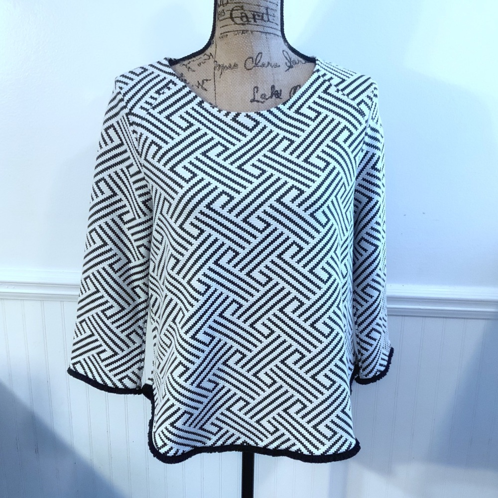W5 Concepts Zigzag Blouse Size Small - image 2